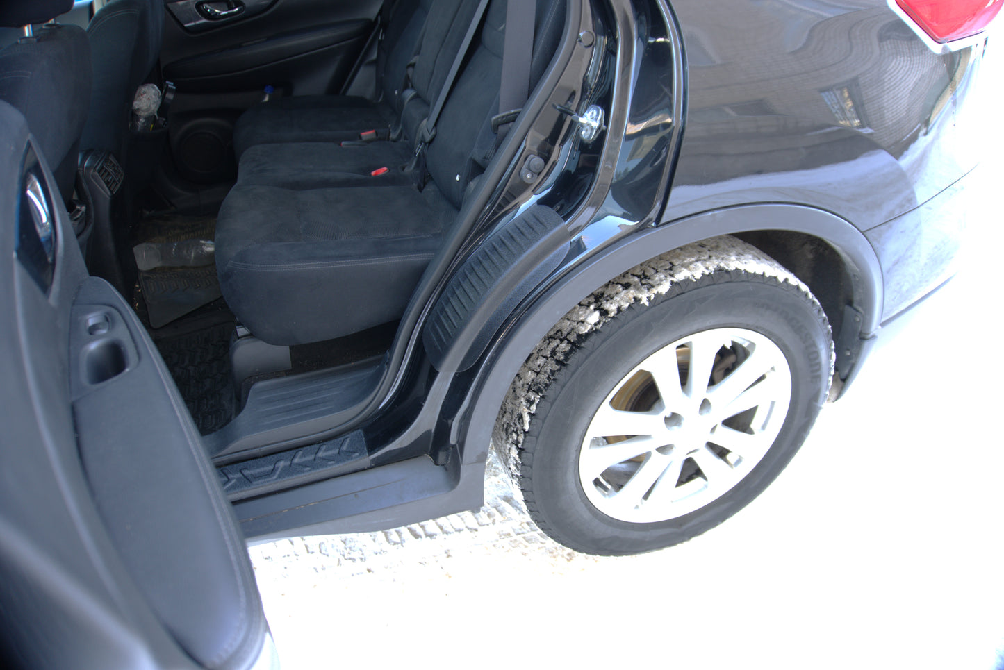 Trims on the inner parts of the rear arches Nissan X-trail T32 2015-2022