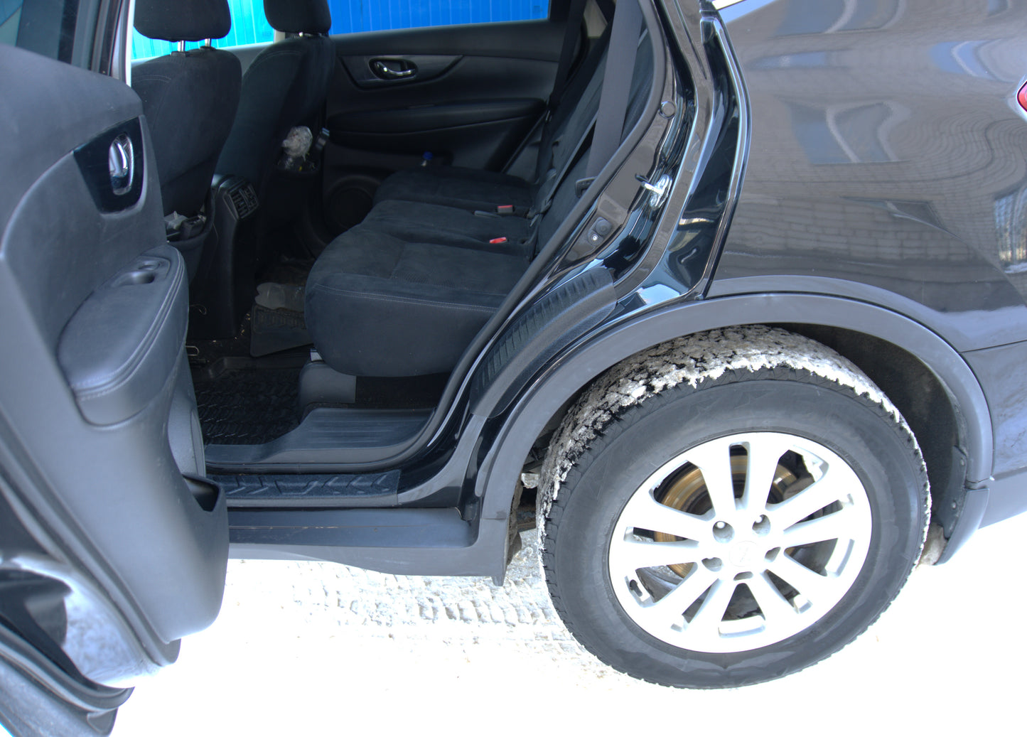 Trims on the inner parts of the rear arches Nissan X-trail T32 2015-2022