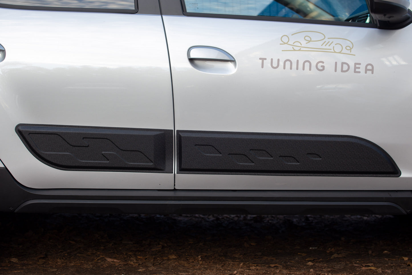 Door Moldings Dacia Duster 2021- (Idea 3)