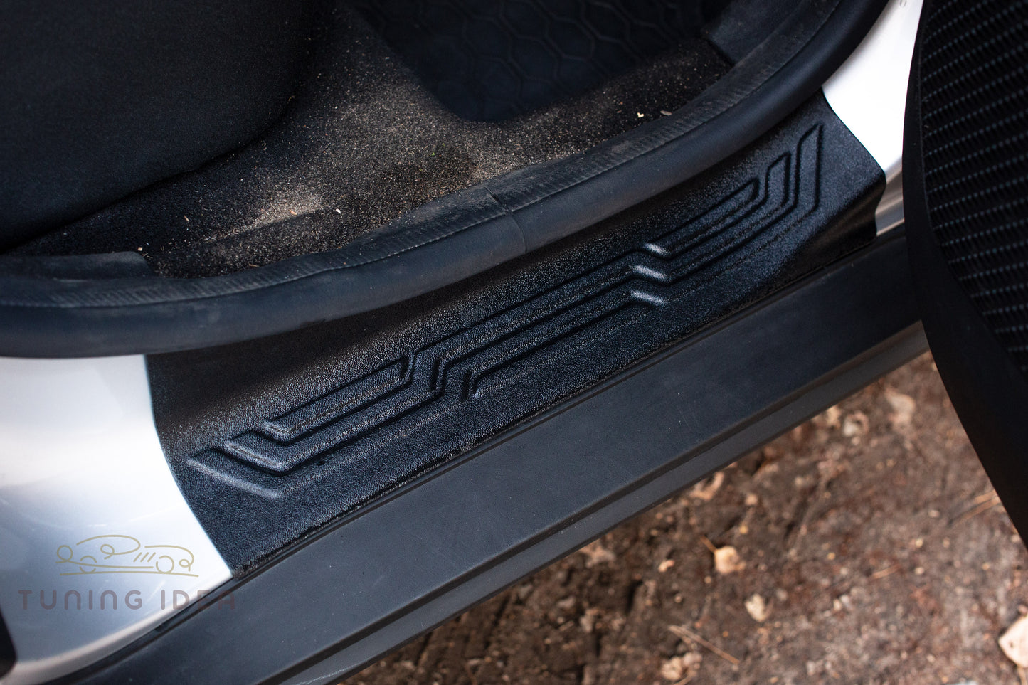Door sill trims Dacia Duster 2021-
