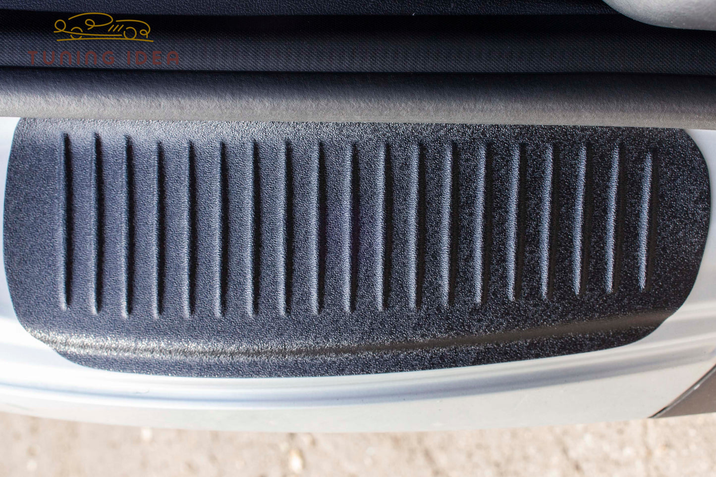 Trims on the inner parts of the rear arches Dacia Duster 2010-2020