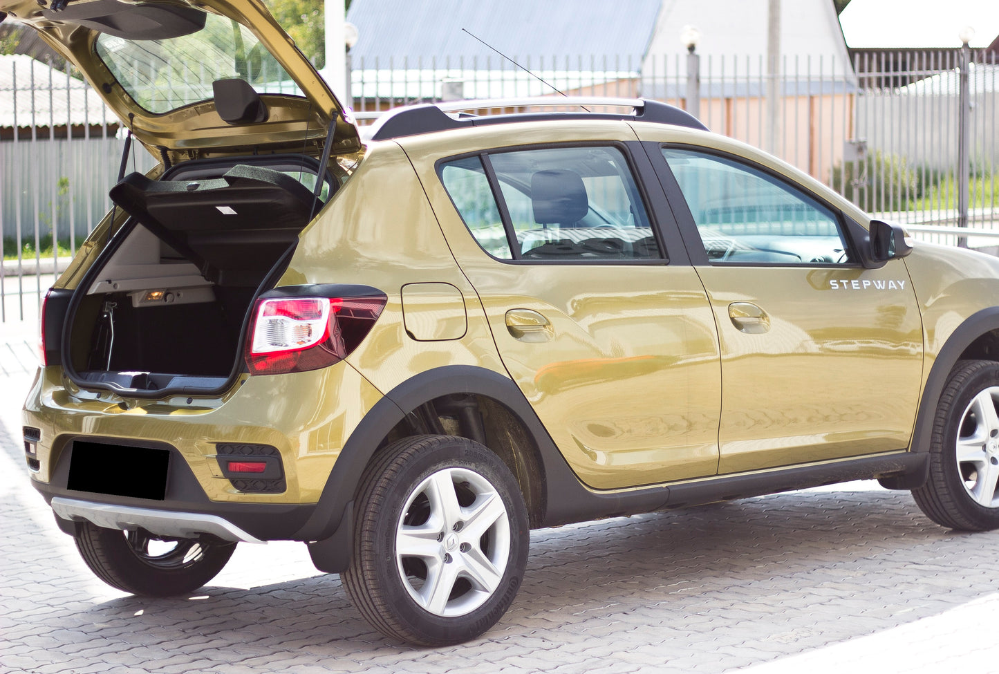 Trunk cover Dacia Sandero 2014-2022