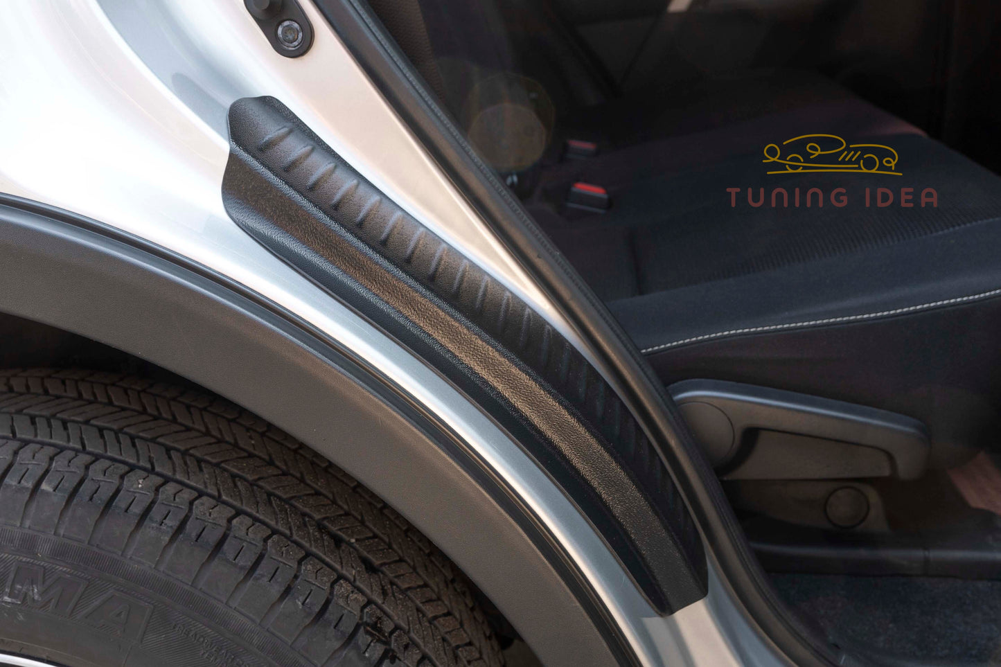 Trims on the inner parts of the rear arches Toyota Rav4 2013-2019